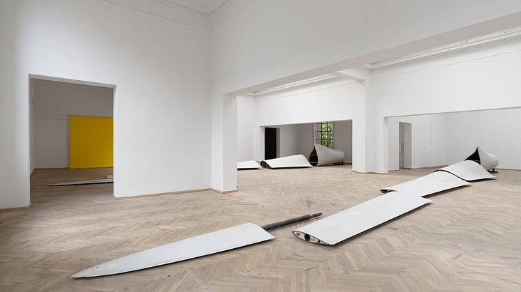 Lea Porsager, G.O.D. [GENERATOR.ORGANIZER.DESTROYER], 2020. SENSITIVE WALL ()() & SENSITIVE WALL ()(), 2021.