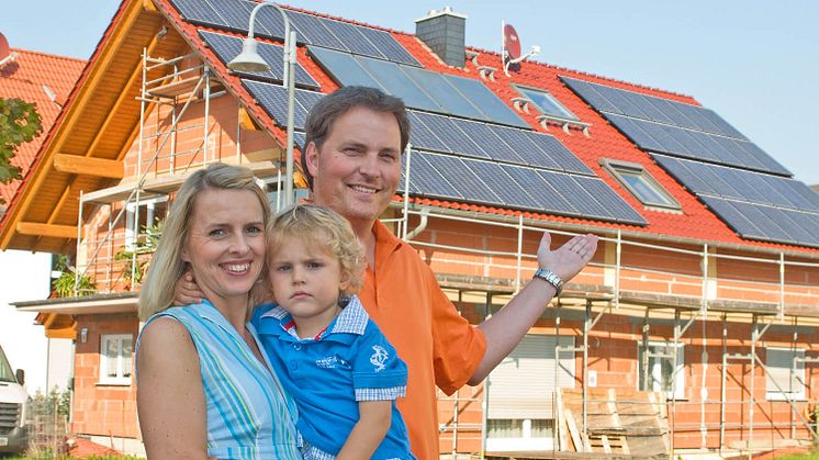 solceller_familj_1925x841px_feb20