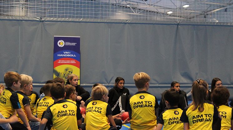 Lilla VM, en handbollsskola på höstlovet
