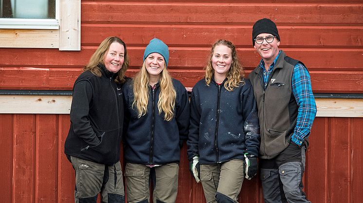 Eva Vidholm, Elina Löfholm, Emma Vidholm och Torgny Vidholm. Foto: Sara Ängfors