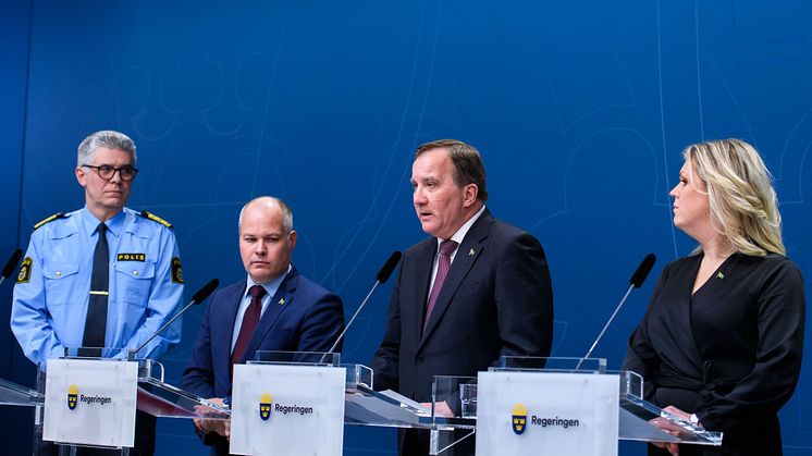 Foto: Erik Simander/upphovsman Bildbyrån. Bild från regeringens presskonferens om att ställa in publika evenemang.