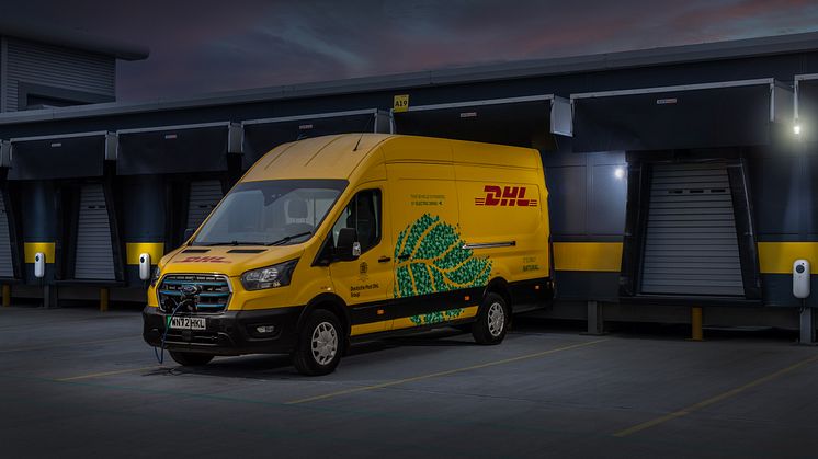 DHL Express Ford E-Transit (1)