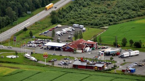 Brändåsen, med restaurang, Circle K, Safe Park och Mc Donald´s
