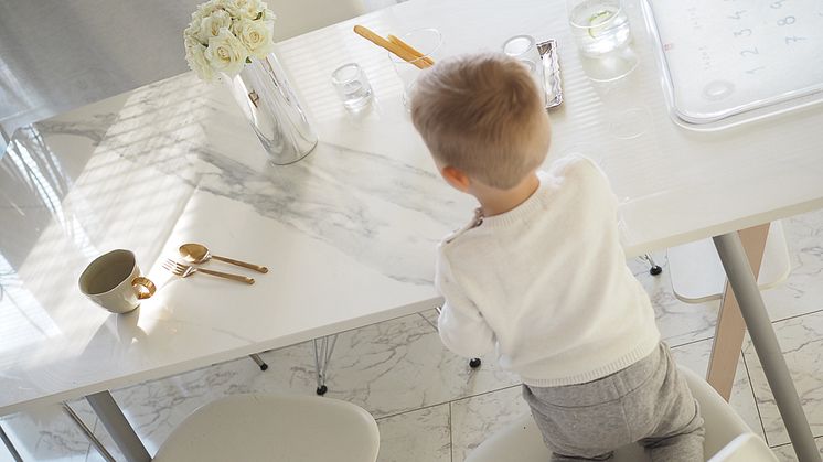 Jessica Rantala_ Dekton OLIMPO-dining tabletop 6