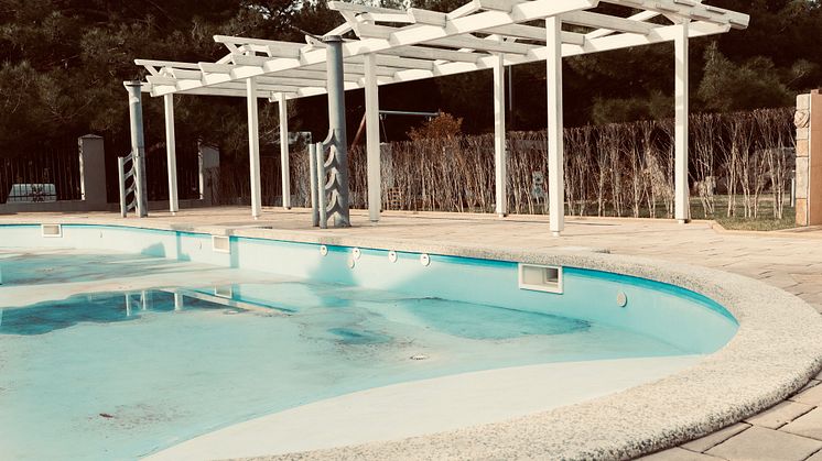 Timeshare resorts abandoned as members fed up with cut backs
