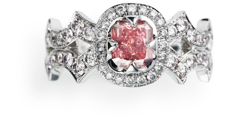 Pink Argyle diamant 2.jpg