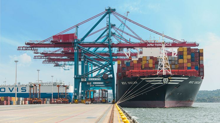 MSC Oscar calling APM Terminals Gothenburg