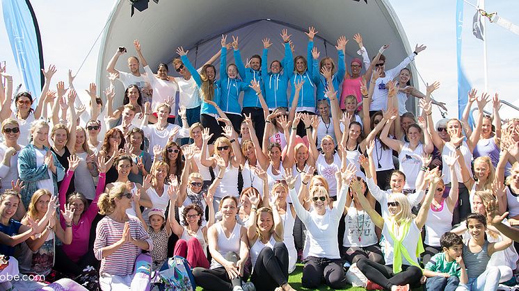 Nu kan alla träna och yoga med Yogobe i sommar