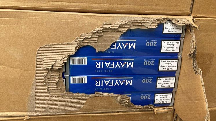 Cigarettes seized at Port of Hull 4