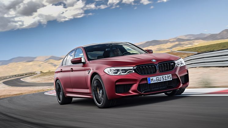 HELT NYA BMW M5