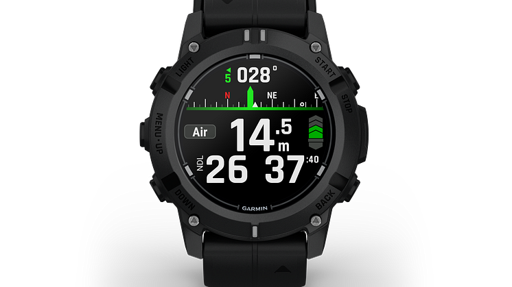 010-02986-00_03_DescentG2_HR_Black_Front_0000_desG2_BNM-Updated-Compass_Metric.png