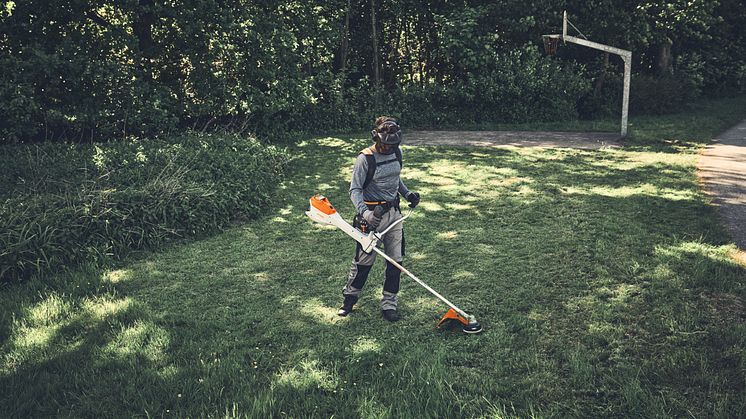 127455_STIHL_FSA_400_Anwendung_EU - usable RoW[43].jpg