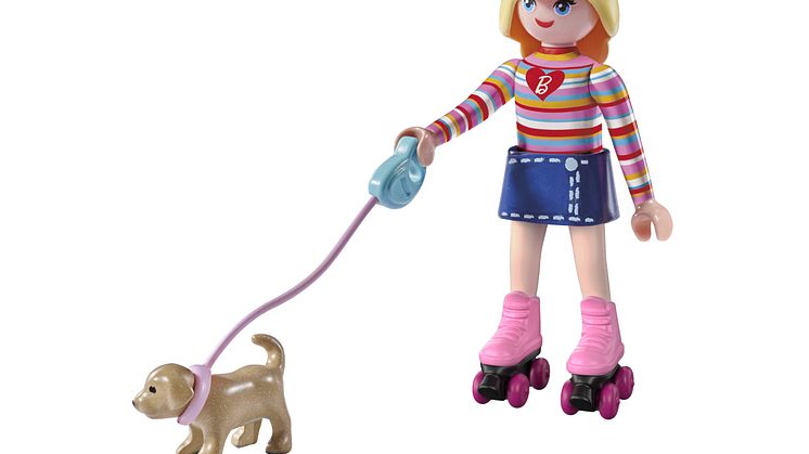 Das erste veröffentlichte Bild der Kollektion zeigt eine Barbie auf Rollschuhen, die einen Hund ausführt. 