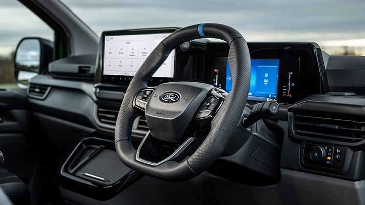 TRANSIT_CUSTOM_MS-RT_INTERIOR_02
