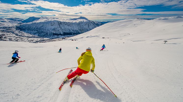 Myrkdalen Fjellandsby, Vestlandets største skisenter, ligger kun 45 minutter fra Flåm