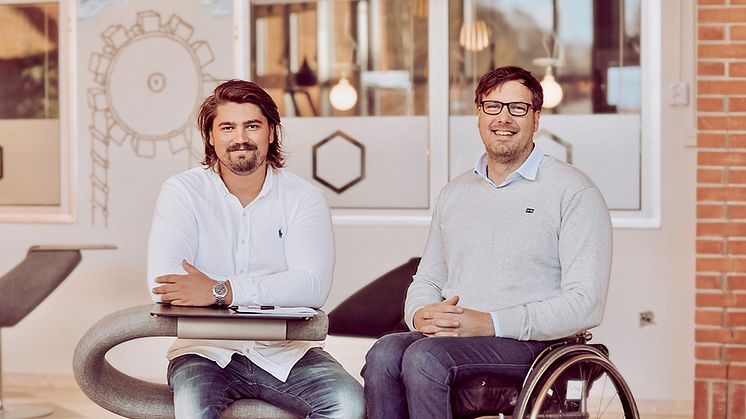 Fv. Maximilian Gyllsten, försäljningschef och Christian Hedberg, VD Faster Forward.