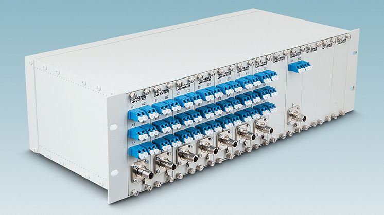 19" marshalling panels for efficient fibre-optic transmission