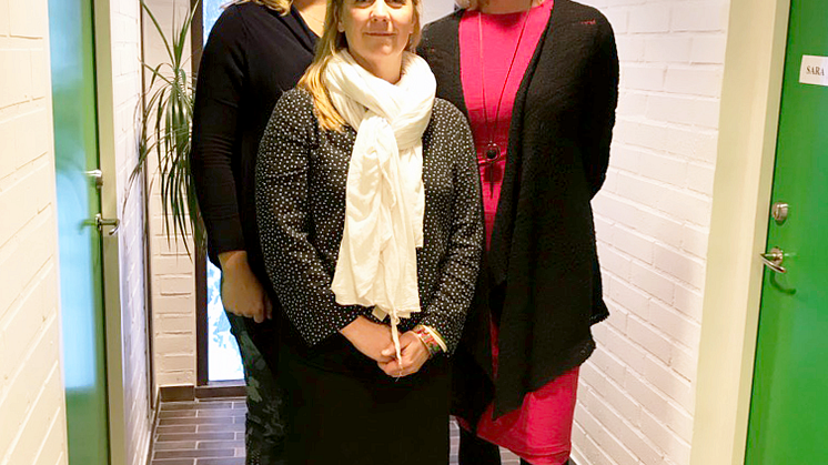 Veronica Wirebratt, kurator,  Annika Hermansson Scheja, psykolog, och Lotta Karlsson, psykolog.