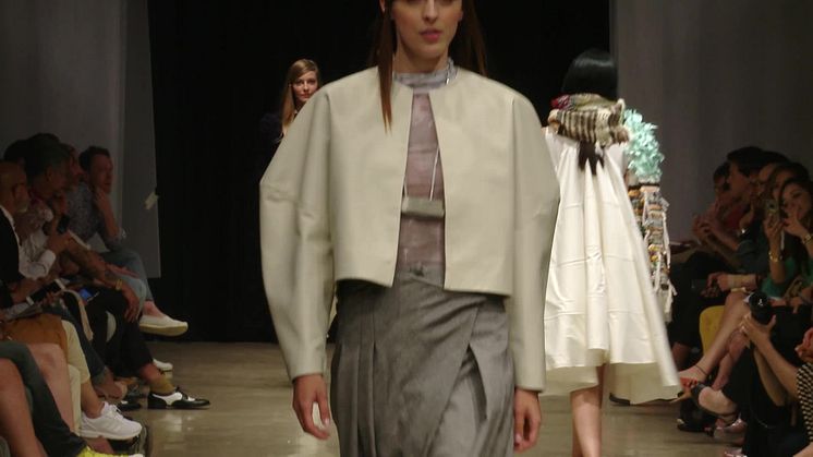 Infinity Fashion Show 16 - Backstage Resume 