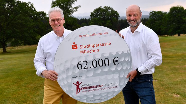 Spendenuebergabe_Joachim_Ebener_Ralf_Fleischer