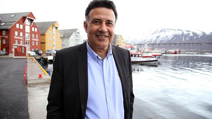 Yogi Shergill, prosjektleder i India, ser stort potensial  for norsk sjømat. Foto: Andreas Ingebrigtsen