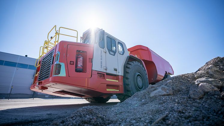 Sandvik diesel-electric demonstrator 2