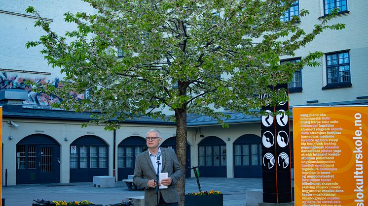 Olav Kjøk, rektor ved Oslo kulturskole ønsker velkommen