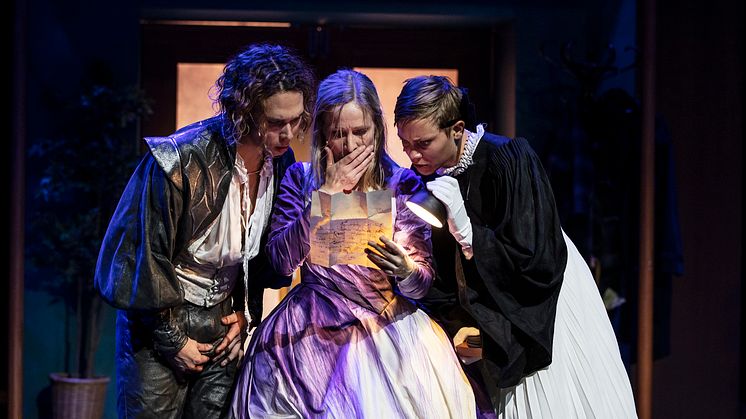 Cyrano_Press_EMP_8640