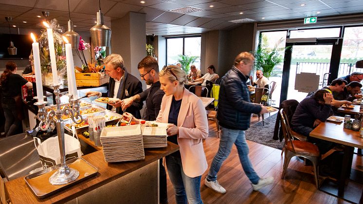 Invigningsbuffé på Orvars korvar & burgare