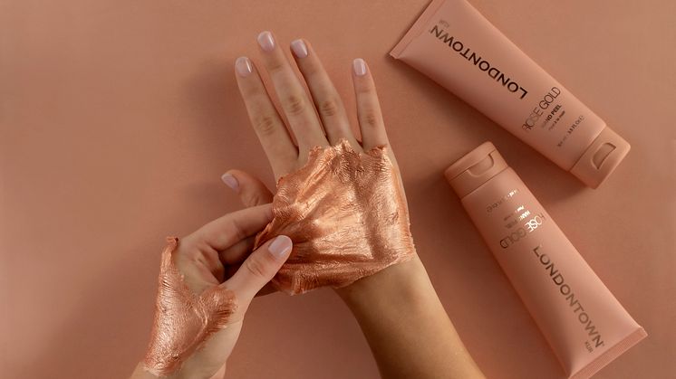 Boosta dina händer och naglar med Londontowns nya lack och peel off mask