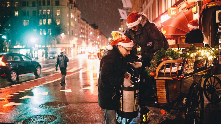 Julölspremiär i Stockholm med häst och vagn