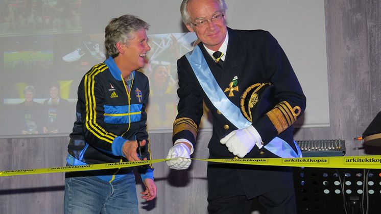 Pia Sundhage invigde Arkitektkopias nya produktionsanläggning i Göteborg.