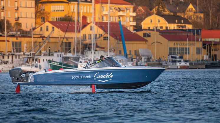 Candela C-7