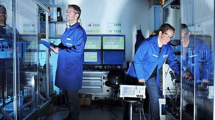 Stratum Reservoir analyser borekjerner og reservoarfluider