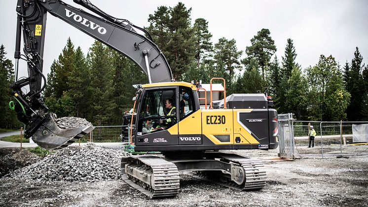 Volvo EC230 Electric i arbete på Ottfjället