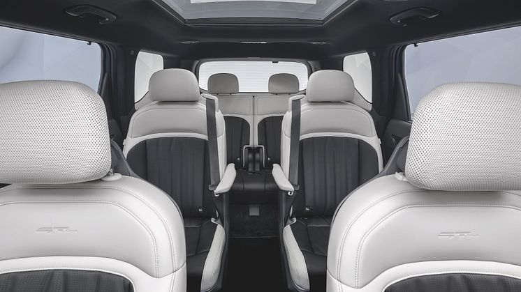KIA_EV9_GTLine-Static-Studio_Print_3600x2400_06