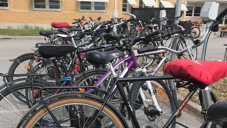 Cyklar fyllde parkeringen på hållbarhetsdagen.