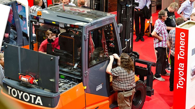 Logistik & Transport 2012