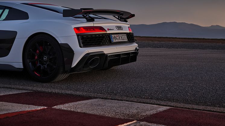 Audi R8 Coupé V10 GT RWD (Suzukagrå)
