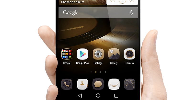 Ascend Mate 7 hand