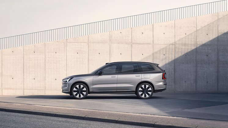 Volvo_EX90_Excellence