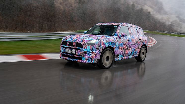 En helt ny generasjon MINI Countryman nærmer seg