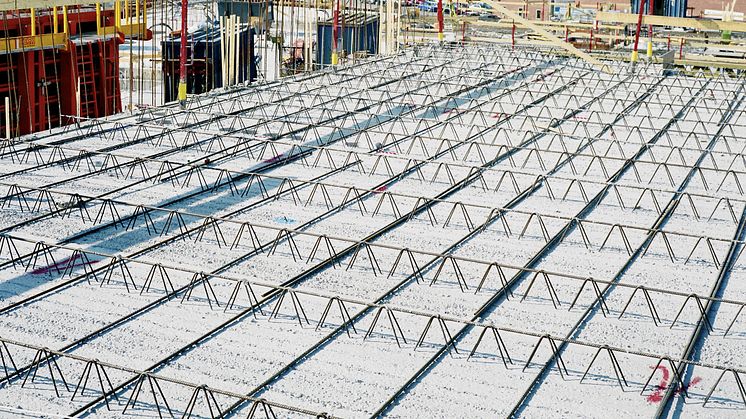 Nu står Heidelberg Materials Precast Abetong redo att leverera plattbärlag med mer än 40 procents minskad klimatpåverkan.