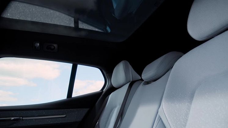 313978_Volvo_EX30_-_interior_moving_stills_b-roll.mp4
