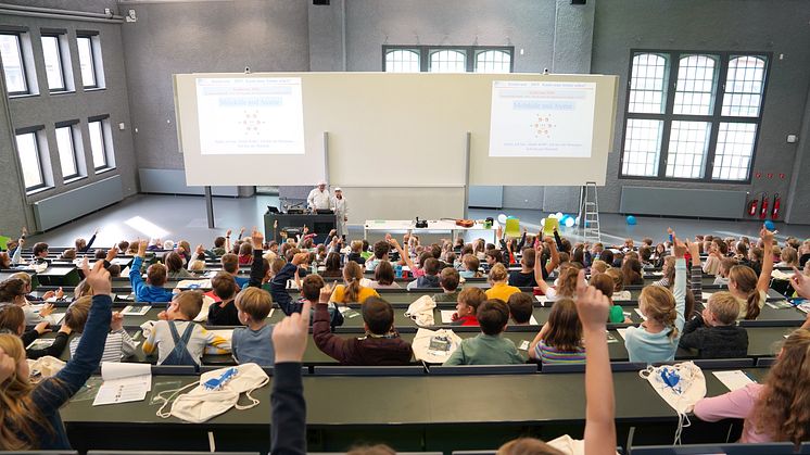221026_Bild_TH_News_Kinderuni_final