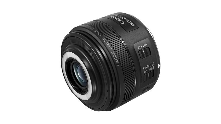 EF-S 35mm f/2.8 Macro IS STM 