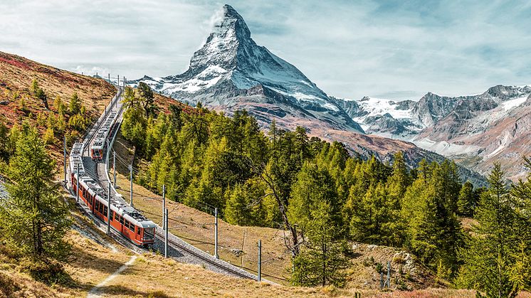Gornergrat-Bahn mit Matterhorn © Gornergrat-Bahn/Ernst Christen