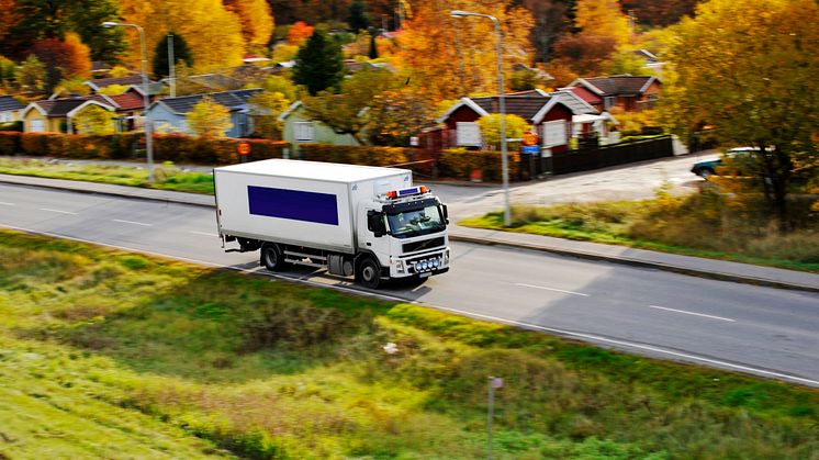 Åkerierna har tagit ett stort ansvar för sina anställda förare och de flesta verkar hinna med YKB-fortbildningen innan deadline.