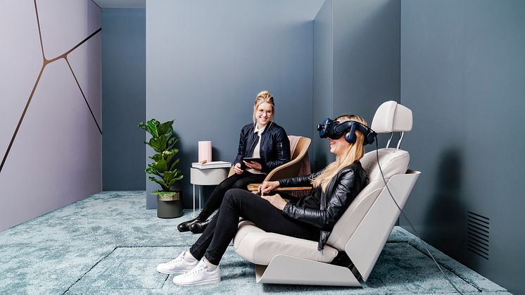 BMW Group @ CES 2019 - Mixed Reality