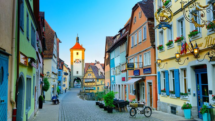 Rothenburg ob der Tauber_Rothenburg_o._d._Tauber_Plönlein_mit_Siebersturm,_Straße_der_Romantik